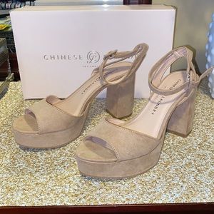 Women’s nude heels